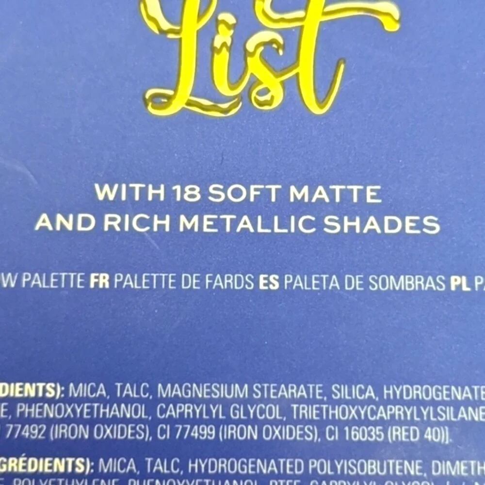 Revolution Eyeshadow Palette Duo: Naughty & Nice